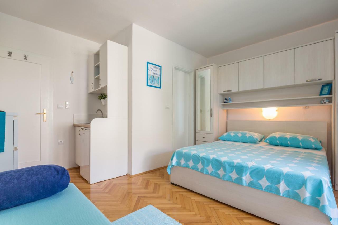 Apartmani Marko Tucepi Exterior photo